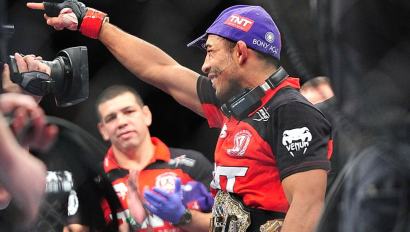 Jose Aldo защитил титлата си с контузен крак