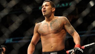 Anthony Pettis срещу Myles Jury в UFC on FOX 16