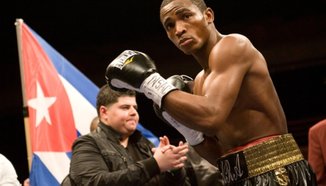 Lara иска двубой с Golovkin през октомври