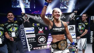 Cris 'Cyborg' записа проеден жесток нокаут
