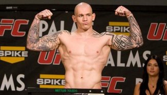 Krzysztof Soszynski срещу Anthony Perosh вероятно в UFC 131