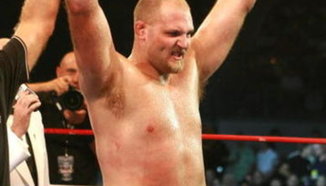 Ben Rothwell срещу Mark Hunt в UFC 135