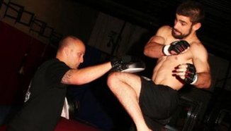 Antonio "Pato" Carvalho с дебют в UFC през август