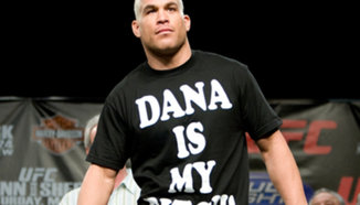Ryan Bader ще нокаутира Tito Ortiz (видео)
