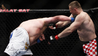 Roy Nelson е щастлив от победата, но тъжен заради 'Cro Cop'